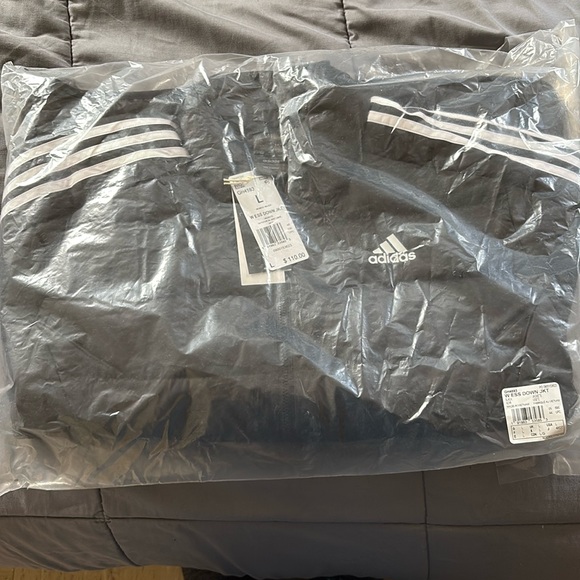 Adidas Women's Black Puffer Jacket - Picture 3 of 6